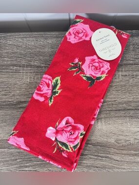 NEW Threshold Pink Rose Floral Hand Towels